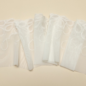 Elastic mesh with embroidery, 14.5 cm, ivory (lauma 004) (001144)